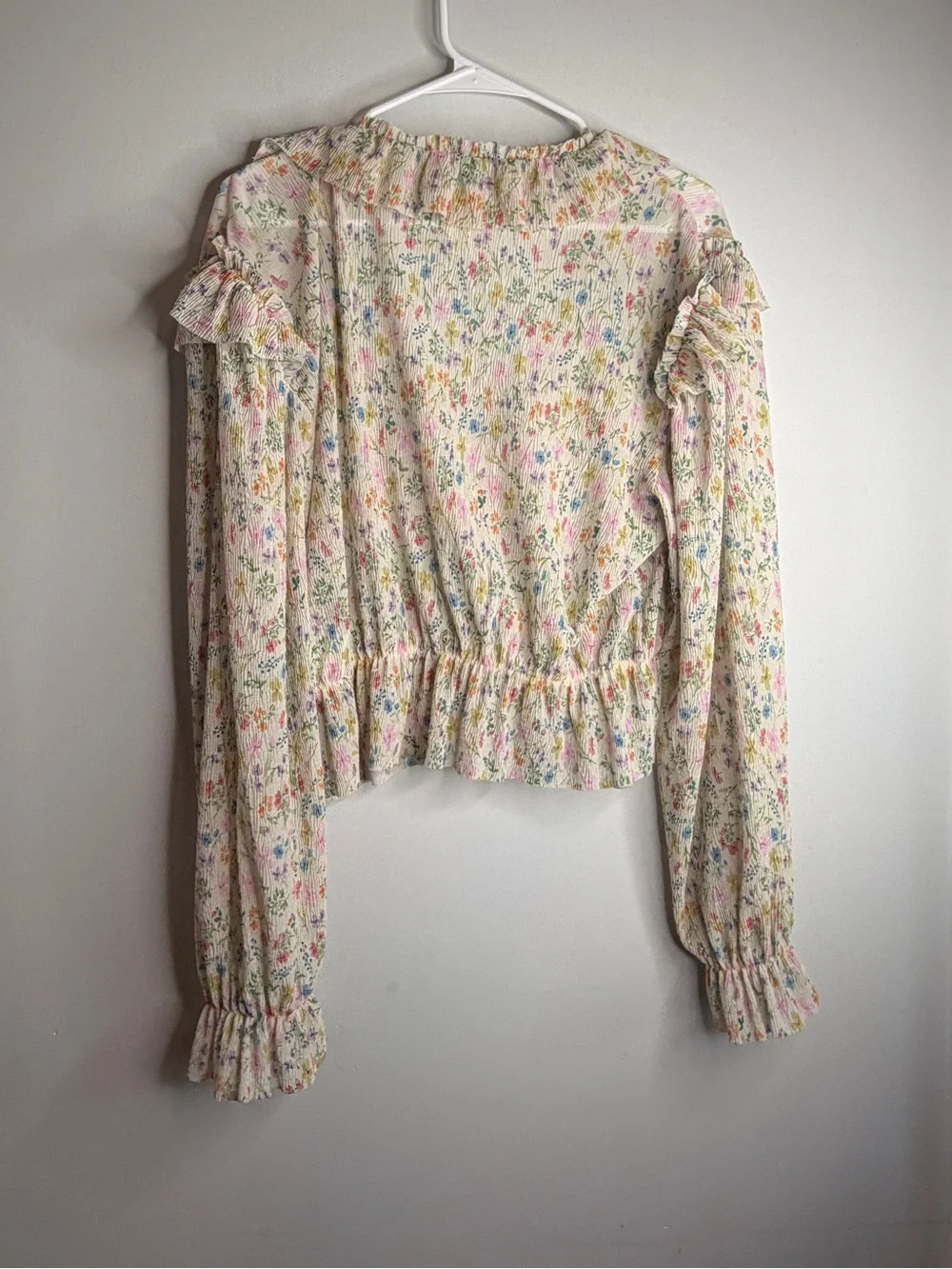 Anthropologie Cream Pastel Floral Ruffle V-Neck Blouse